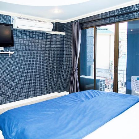 Merry Inn Suites Pattaja Kültér fotó