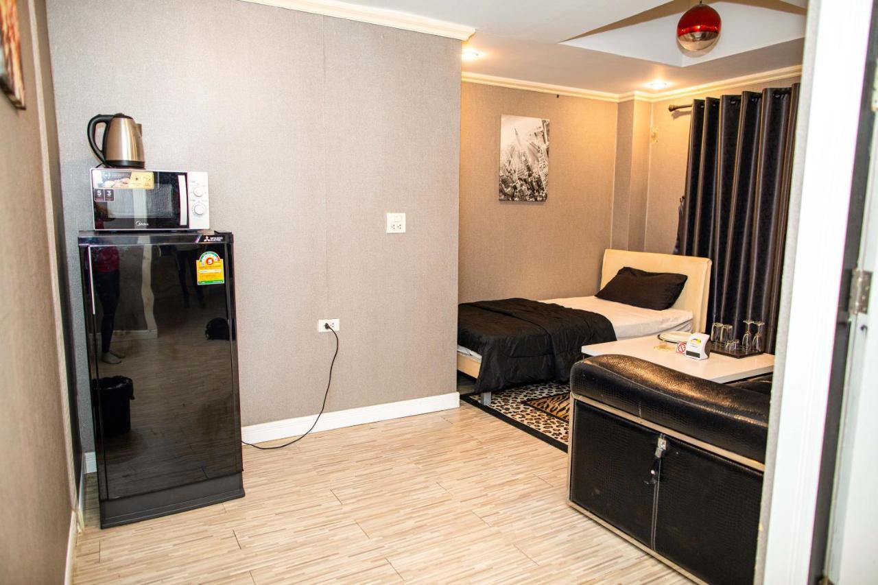 Merry Inn Suites Pattaja Kültér fotó