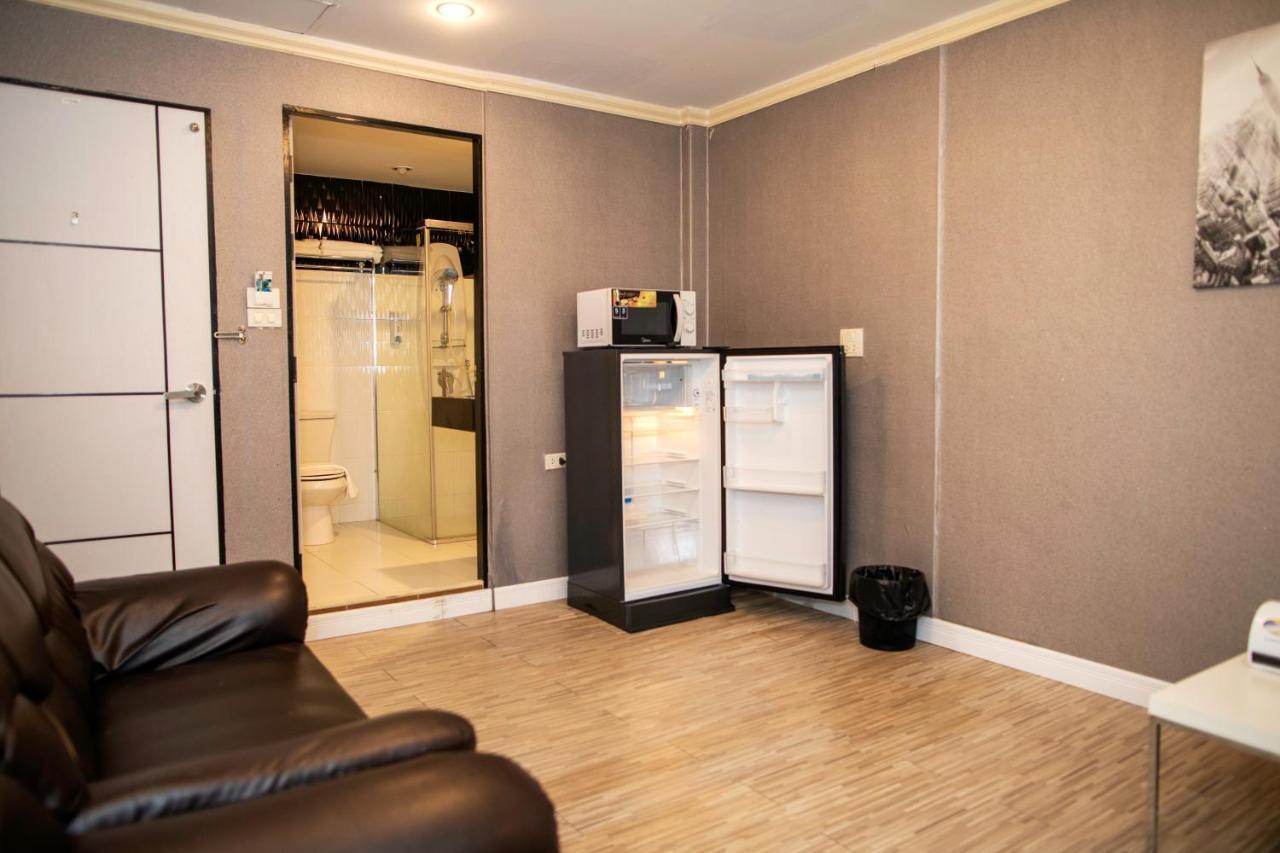 Merry Inn Suites Pattaja Kültér fotó